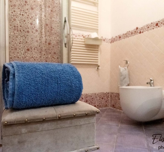 bathroom-holiday-toscana