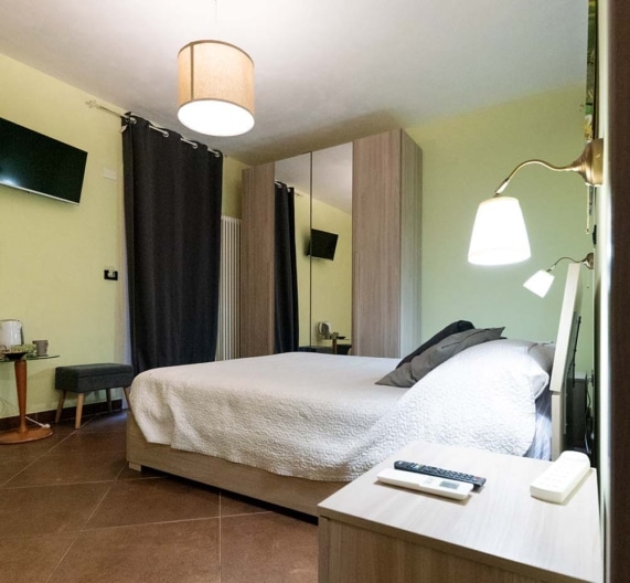 bedroom-airco-holidays-toscana