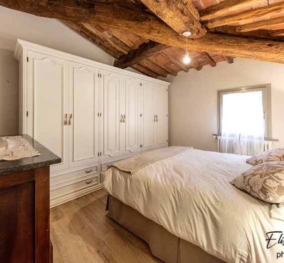 bedroom-room-holiday-house-palaia-tuscany