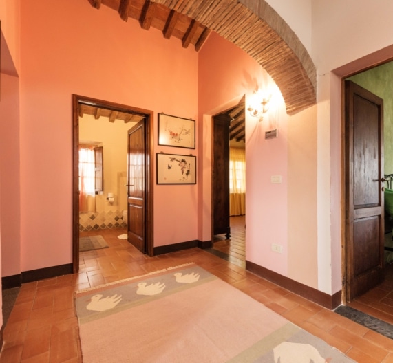 bedrooms-bathroom-holiday-house-terricciola-tuscany