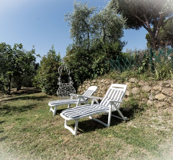 casa-gelsomino-garden-chairs-holiday-house-palaia-tuscany