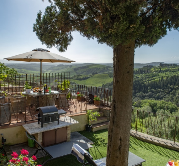 garden-jacuzzi-holidays-house-toscana