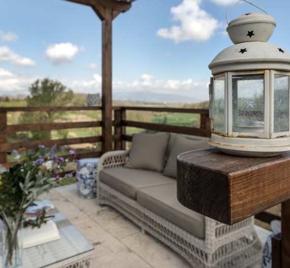 gazebo-private-area-relax-outside-holiday-house-terricciola-tuscany