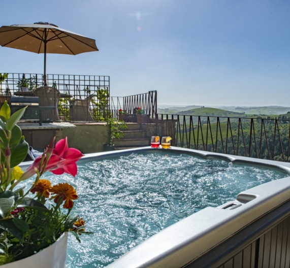 idromassaggio-view-holidays-house-castelfalfi-toscana