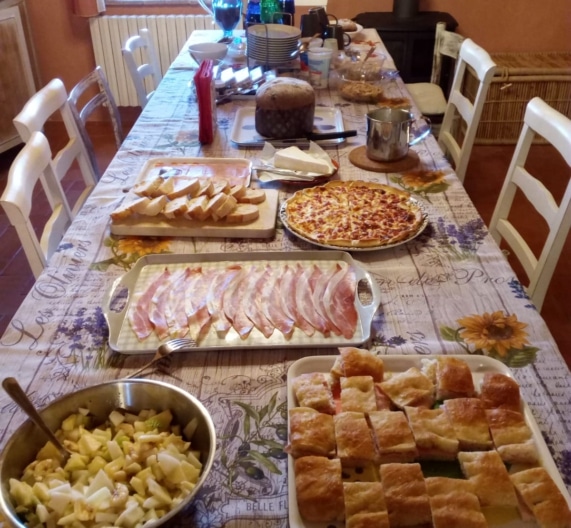 our-breakfasts-tuscan-food-holiday-house-terricciola-tuscany