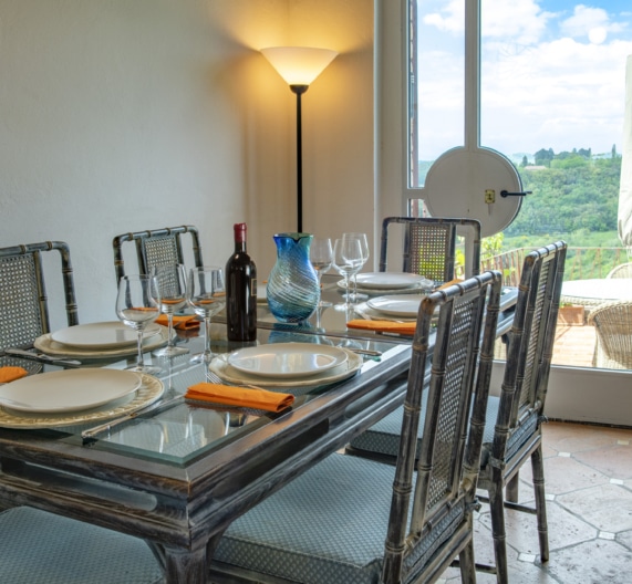table-view-holidays-house-castelfalfi-toscana