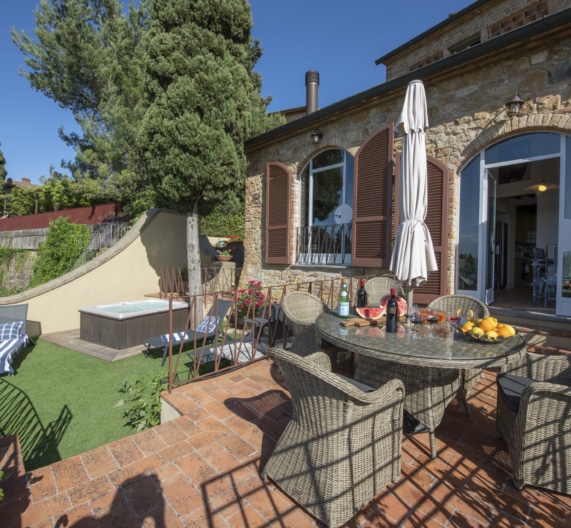 terrace-garden-holidays-house-castelfalfi-toscana