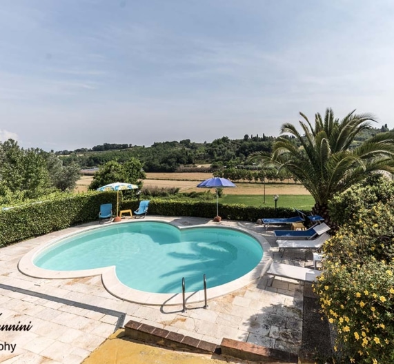 view-pool-holiday-house-soianella-terricciola-tuscany